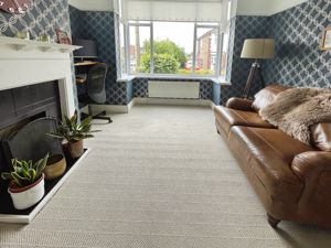 Lounge- click for photo gallery